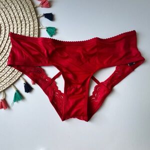 Victoria's Secret Cutout Open Back Cheeky Panty Lipstick Red Small NEW